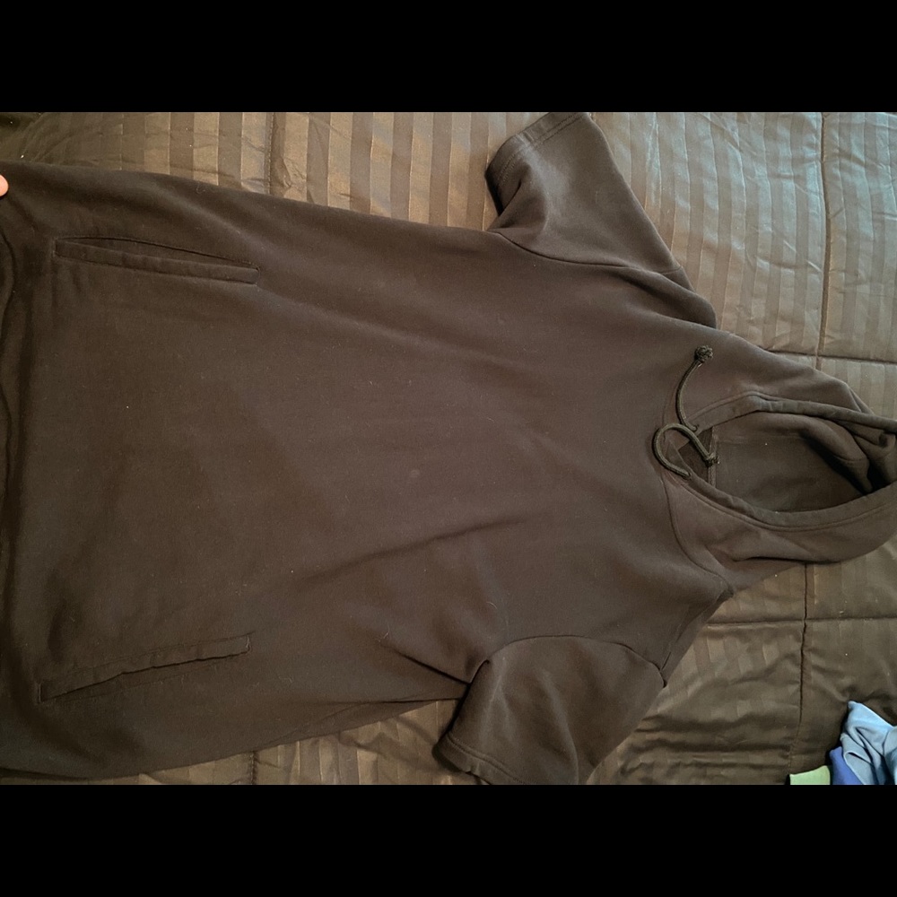 Alphalete short sleeve hoodie